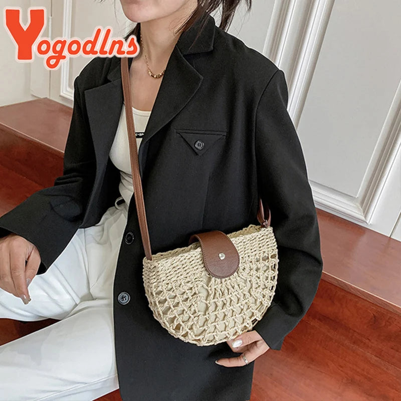 Bolsa meia lua de palha natural com forro interno bolsa de praia e passeio luxo feita mão artesanal